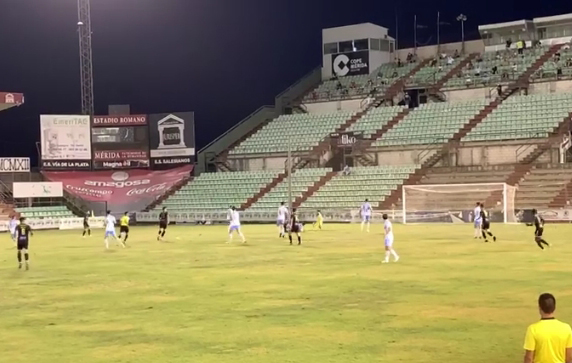 Un Coria notable cae ante un Cacereño ramplón