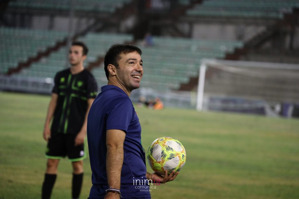 Los Celestes continúan perfilando la plantilla con trece renovaciones, dos fichajes y seis bajas de cara a la nueva temporada.